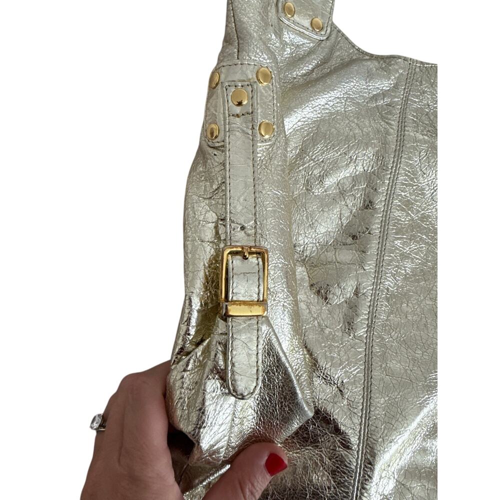 Vintage Y2K Metallic Silver Leather Hobo Shoulder Bag Gold Hardware Slouchy Tote - Picture 4 of 10